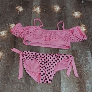 Hot pink polkadotted summer set with great quality!